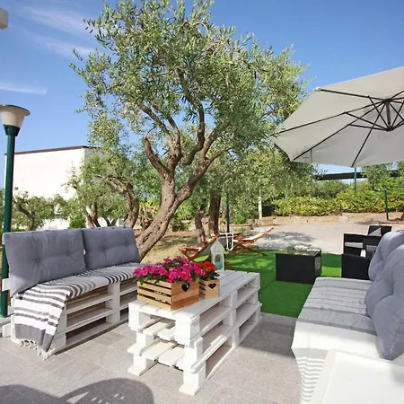 Villa Anita Al Mare By Wonderful Italy